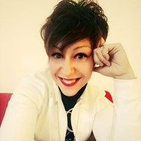 Angela Ruggiero